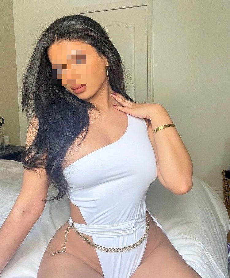 Elia is waiting for you in her private home