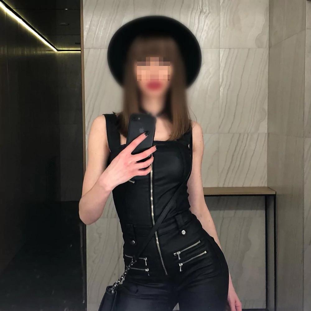 A new hostess in Migdal Ha'Emek