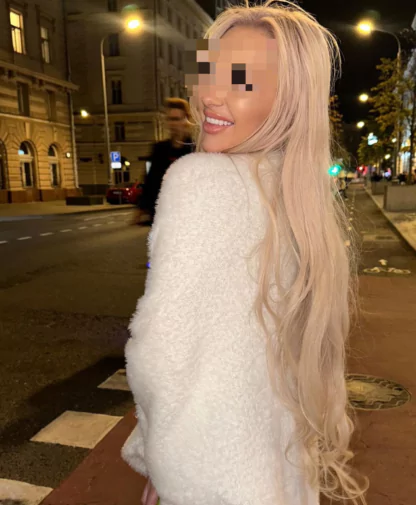 מארחת חדשה ויפה